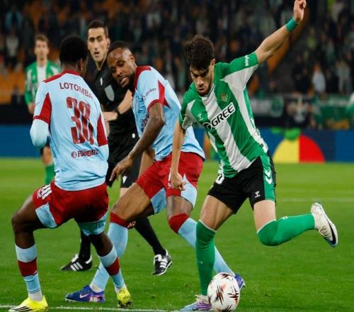 曼城与布伦,特福德战成,平手,捷报足球即时比分,捷报比分,捷报体育比分网,比分直播